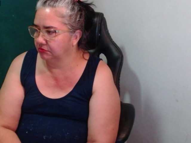scarlett-dubois live cam on BongaCams