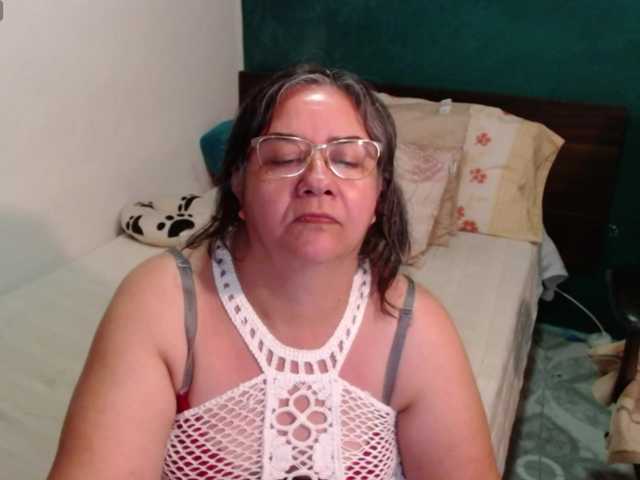 scarlett-dubois live cam on BongaCams