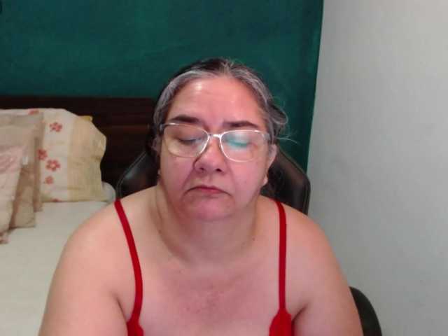 scarlett-dubois live cam on BongaCams