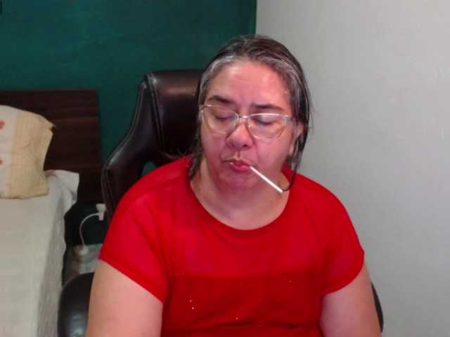 scarlett-dubois live cam on BongaCams