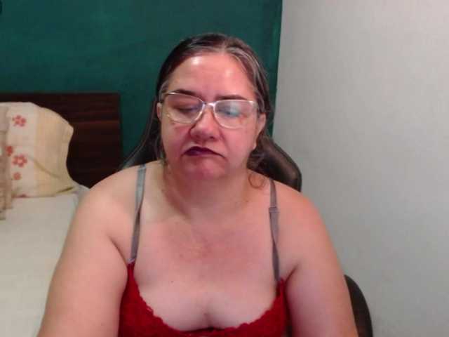 scarlett-dubois live cam on BongaCams
