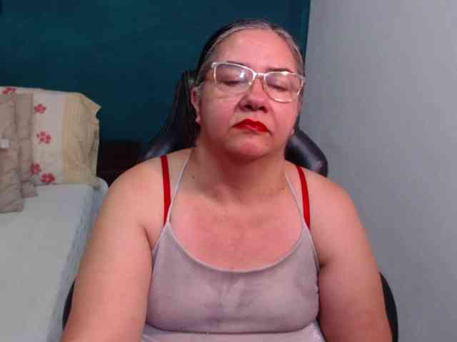 scarlett-dubois webcam