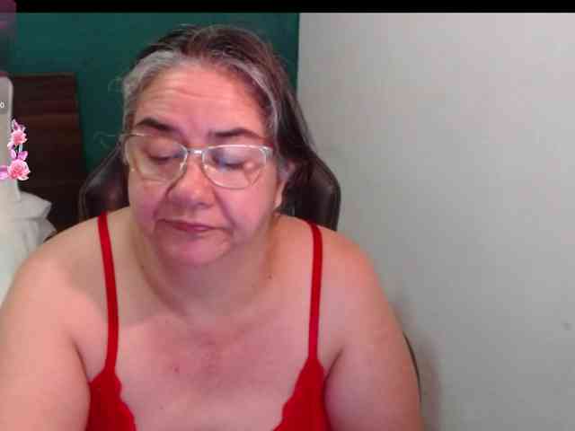 scarlett-dubois Live Webcam on BongaCams