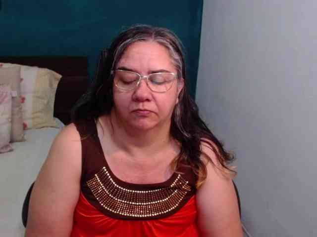 scarlett-dubois webcam