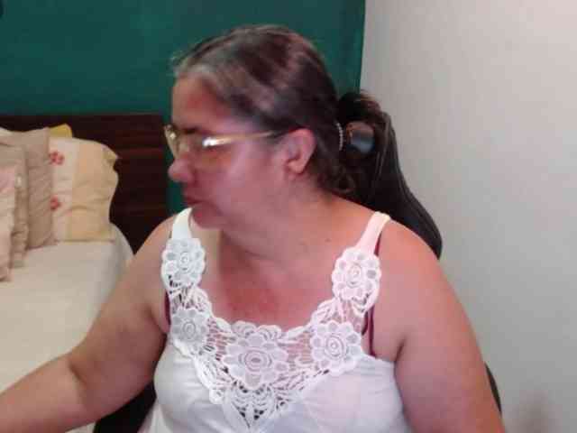 scarlett-dubois webcam
