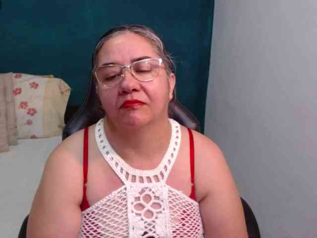 scarlett-dubois webcam