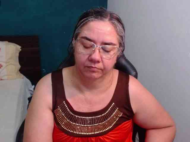 scarlett-dubois webcam