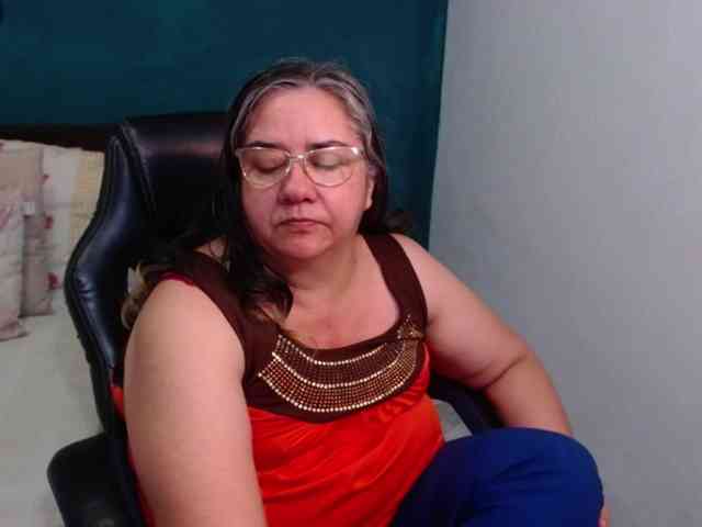 scarlett-dubois webcam