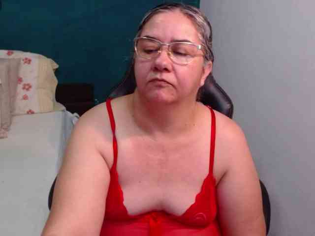 scarlett-dubois webcam