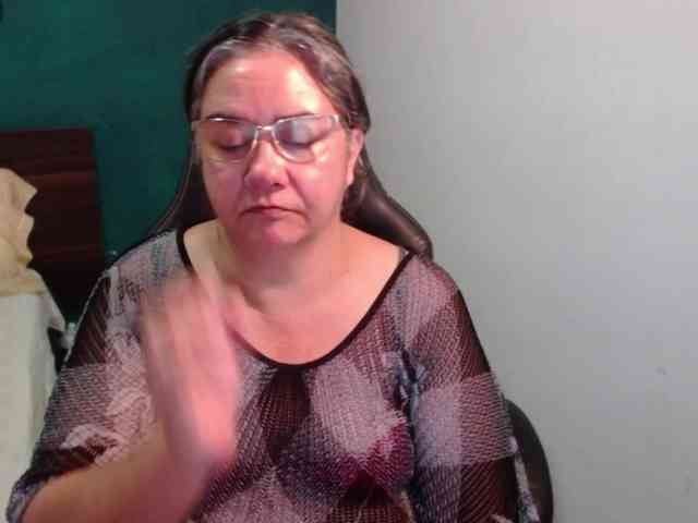 scarlett-dubois webcam