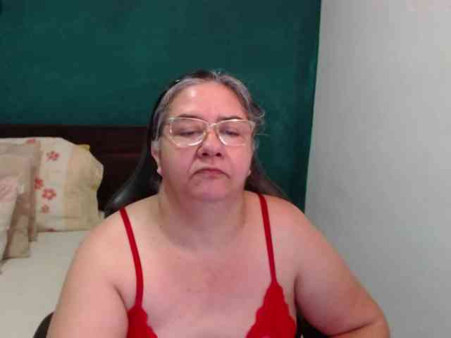 scarlett-dubois webcam