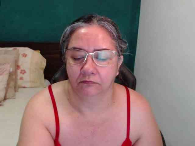 scarlett-dubois webcam