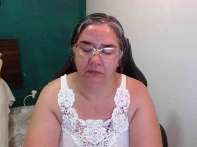 scarlett-dubois webcam