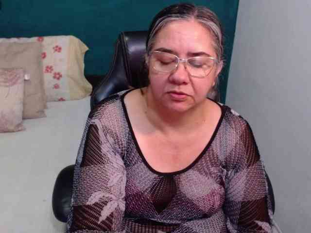 scarlett-dubois webcam