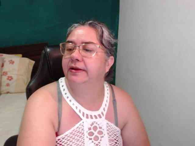 scarlett-dubois webcam