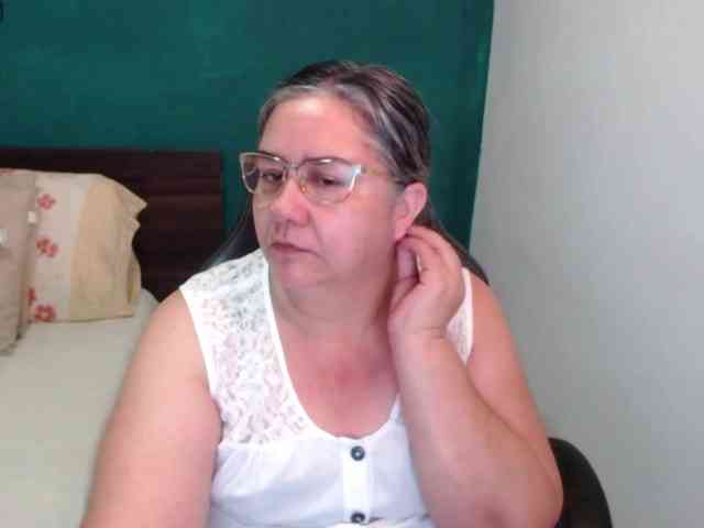 scarlett-dubois webcam