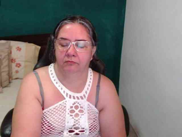 scarlett-dubois webcam