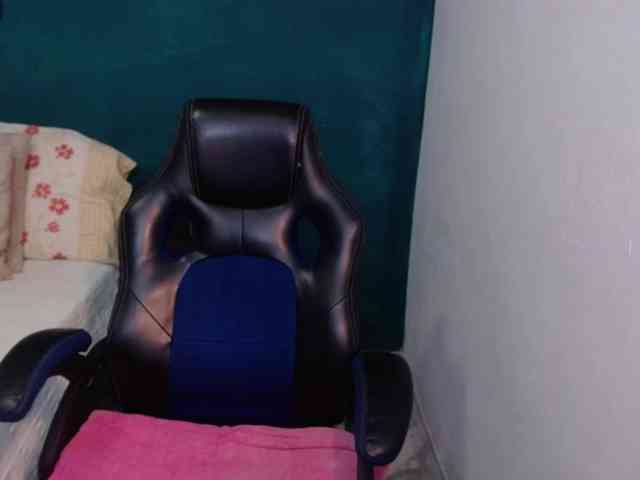 scarlett-dubois webcam