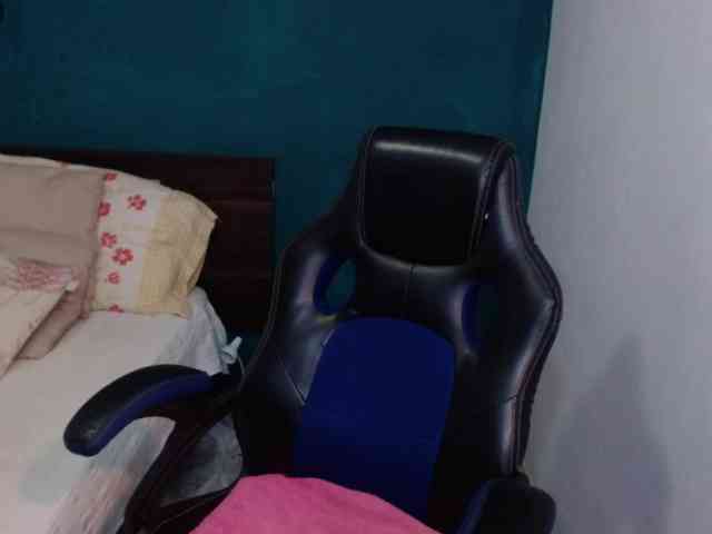 scarlett-dubois webcam