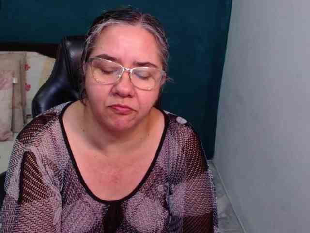scarlett-dubois webcam