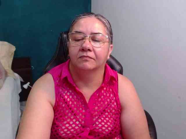 scarlett-dubois webcam