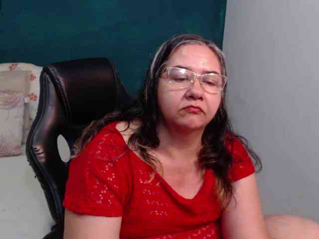 scarlett-dubois webcam