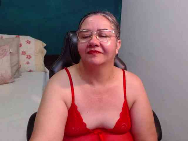 scarlett-dubois webcam