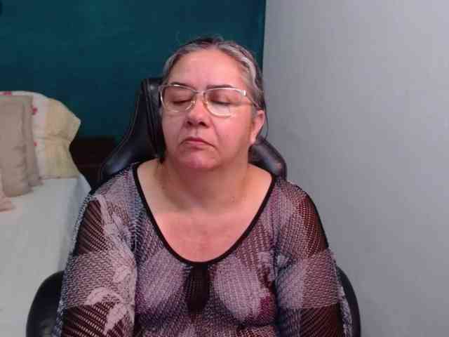 scarlett-dubois webcam