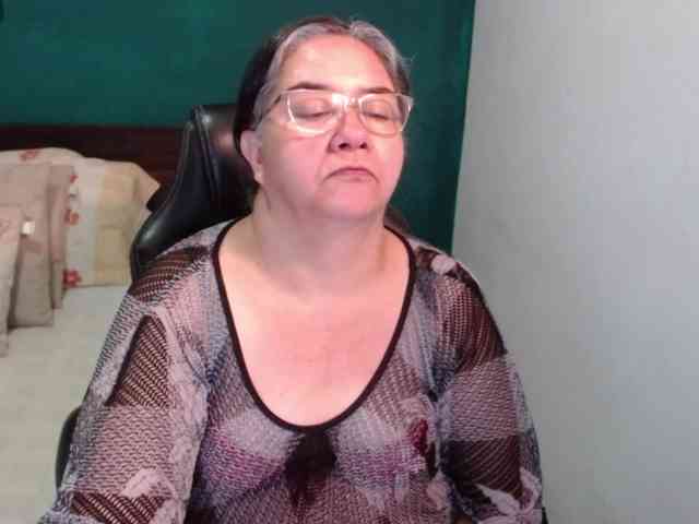 scarlett-dubois webcam