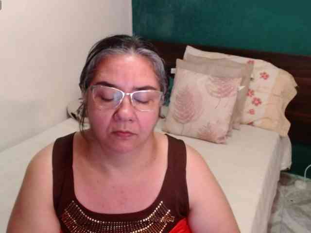 scarlett-dubois webcam