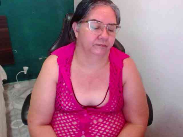 scarlett-dubois webcam