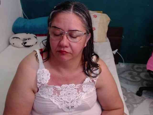 scarlett-dubois webcam