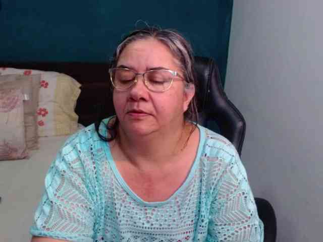 scarlett-dubois webcam