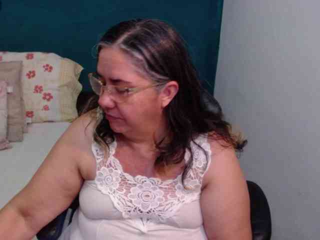 scarlett-dubois webcam