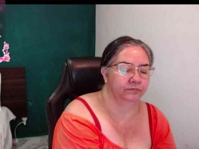scarlett-dubois webcam