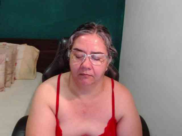 scarlett-dubois webcam