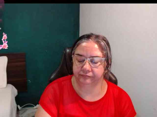 scarlett-dubois webcam