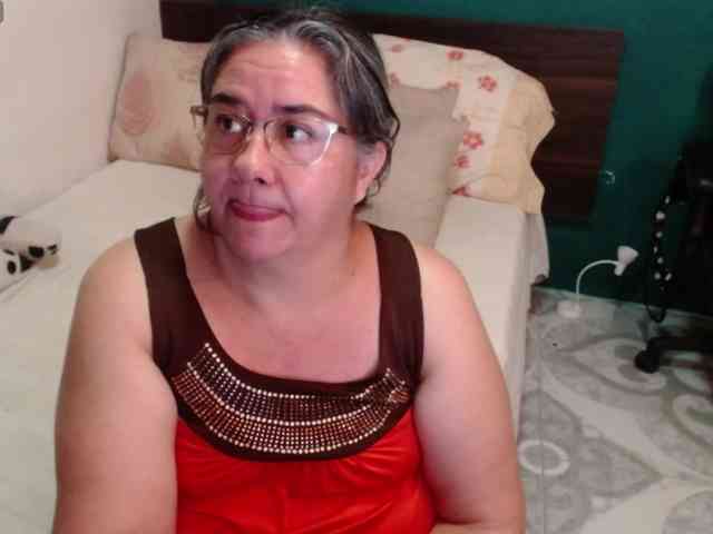 scarlett-dubois webcam