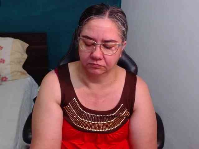 scarlett-dubois webcam