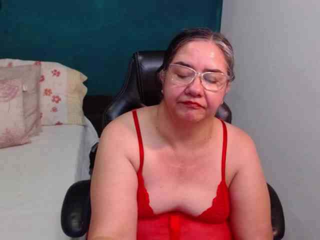 scarlett-dubois webcam