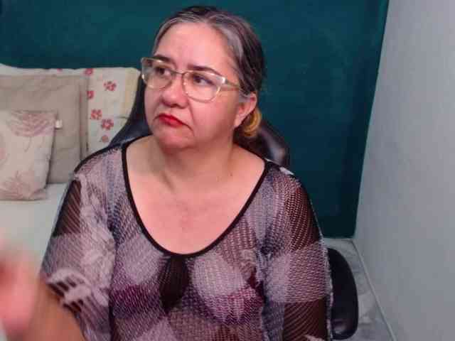 scarlett-dubois webcam