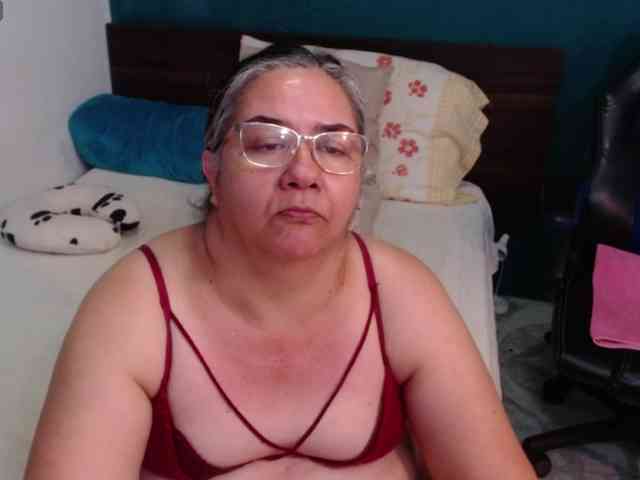 scarlett-dubois webcam