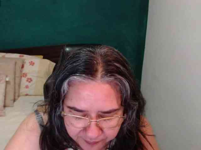 scarlett-dubois webcam