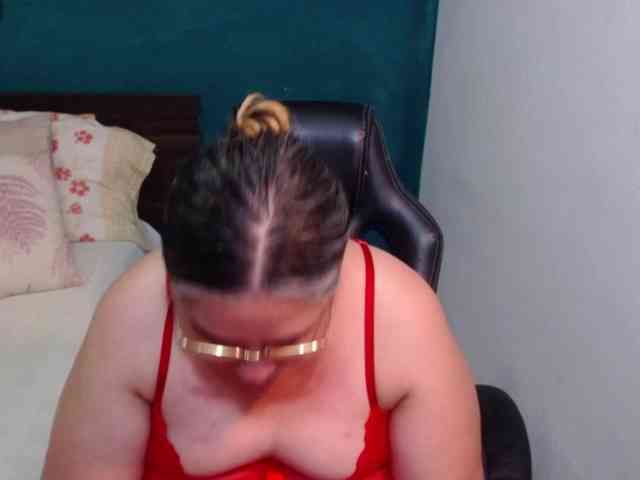 scarlett-dubois webcam