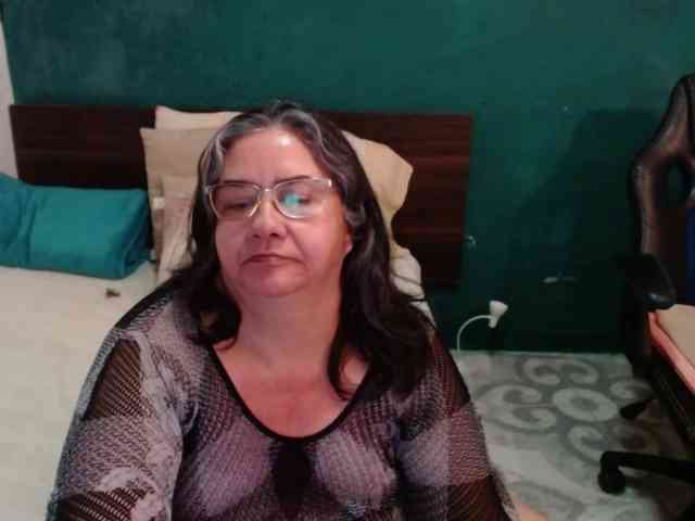 scarlett-dubois webcam