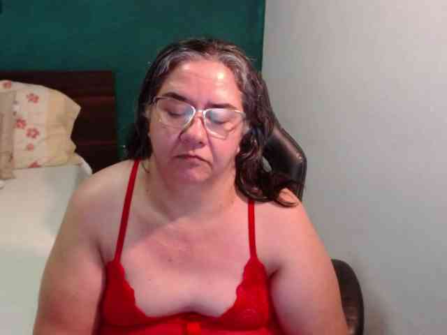 scarlett-dubois webcam