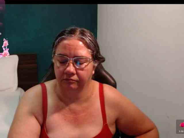scarlett-dubois webcam