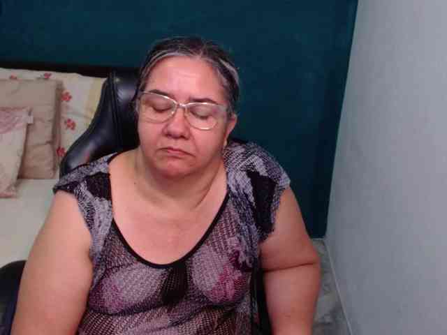 scarlett-dubois webcam