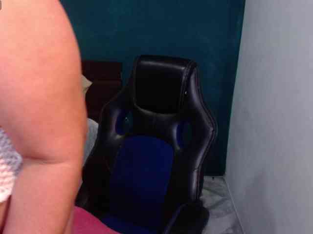 scarlett-dubois webcam