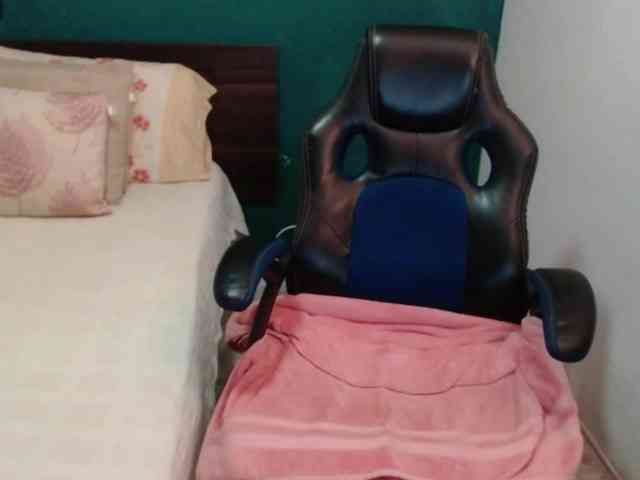 scarlett-dubois webcam
